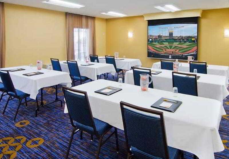 Courtyard Kansas Overland Park/metcalf, South Of College Boulevard Hotel 3*